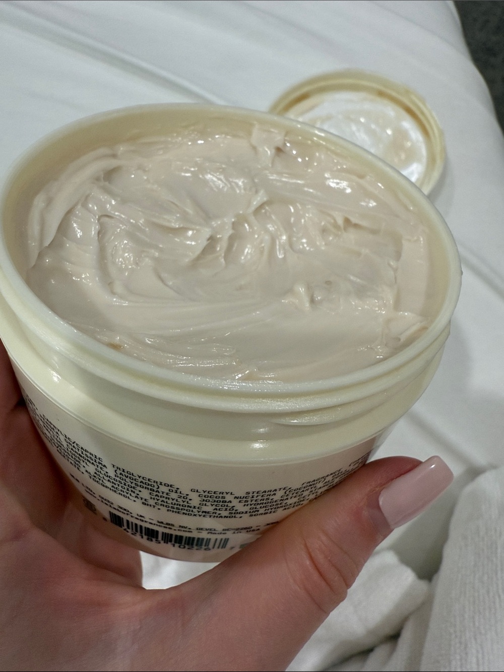 Le Labo Hinoki Body Cream - Off-White Jar - Picture 7 of 7